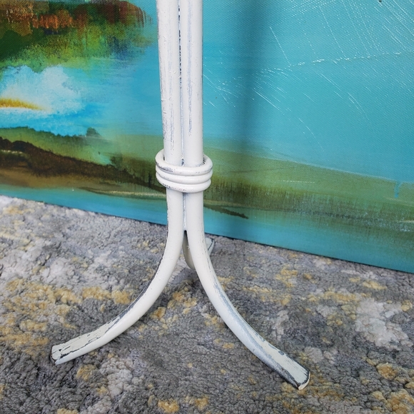 Shabby Chic Vintage Inspired Candle Holder - Picture 4 of 11